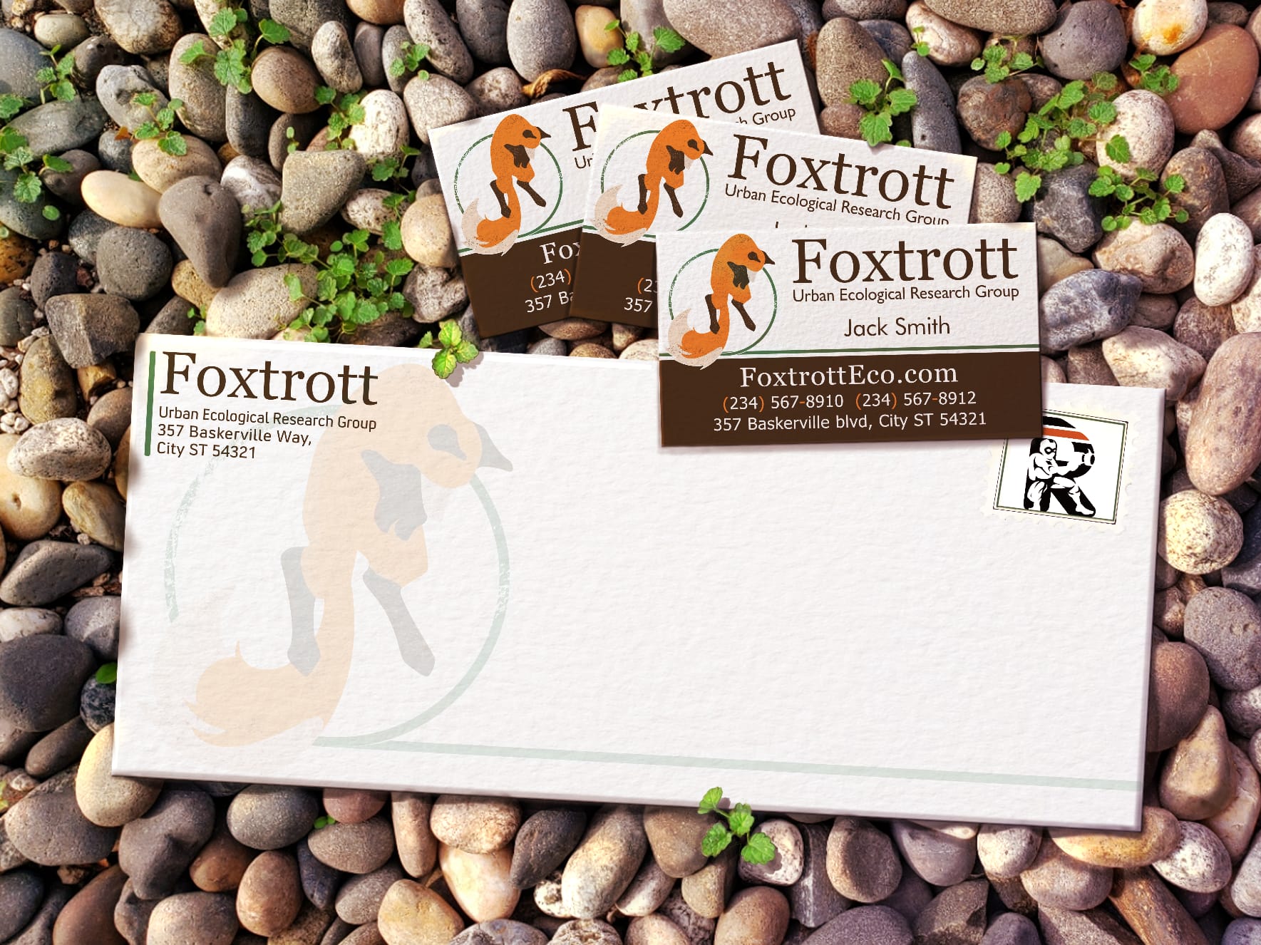 Foxtrot Mockup Business cards and envelope